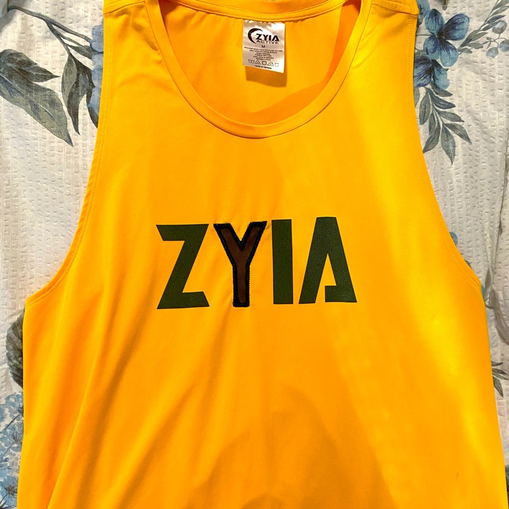 Zyia Yellow muscle tank
